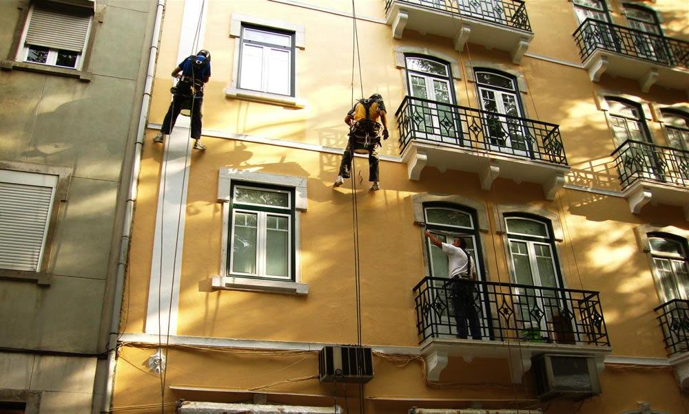 pedir-ora-amento-para-pintura-de-fachada-reabilitaa-a-o-de-edifa-cio-004